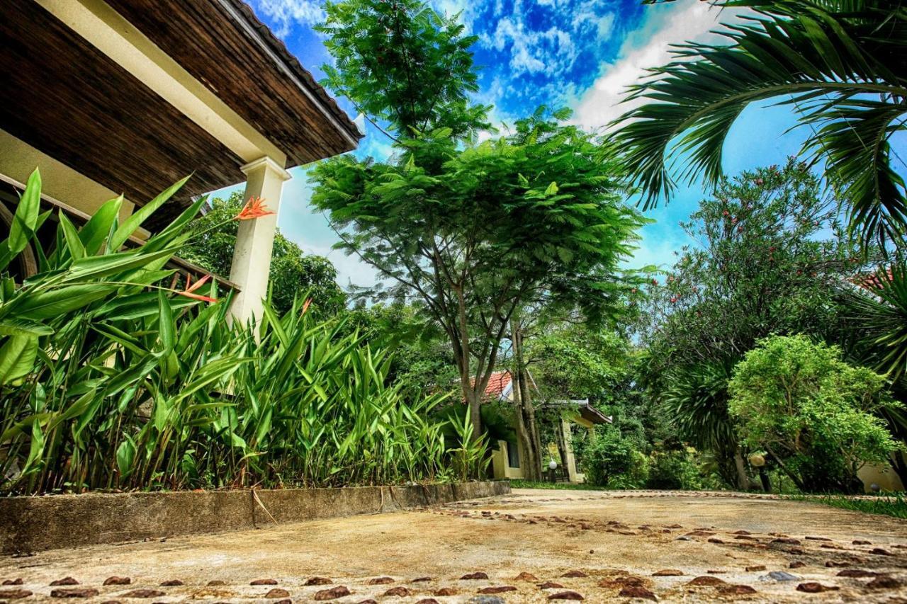 Q Bungalows Kep Exterior foto